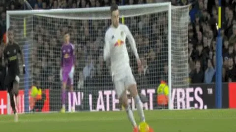 《罗马诺独家：尤文图斯续约风波，伊尔迪兹与俱乐部经济谈判遇阻，英超豪门暗中觊觎？》